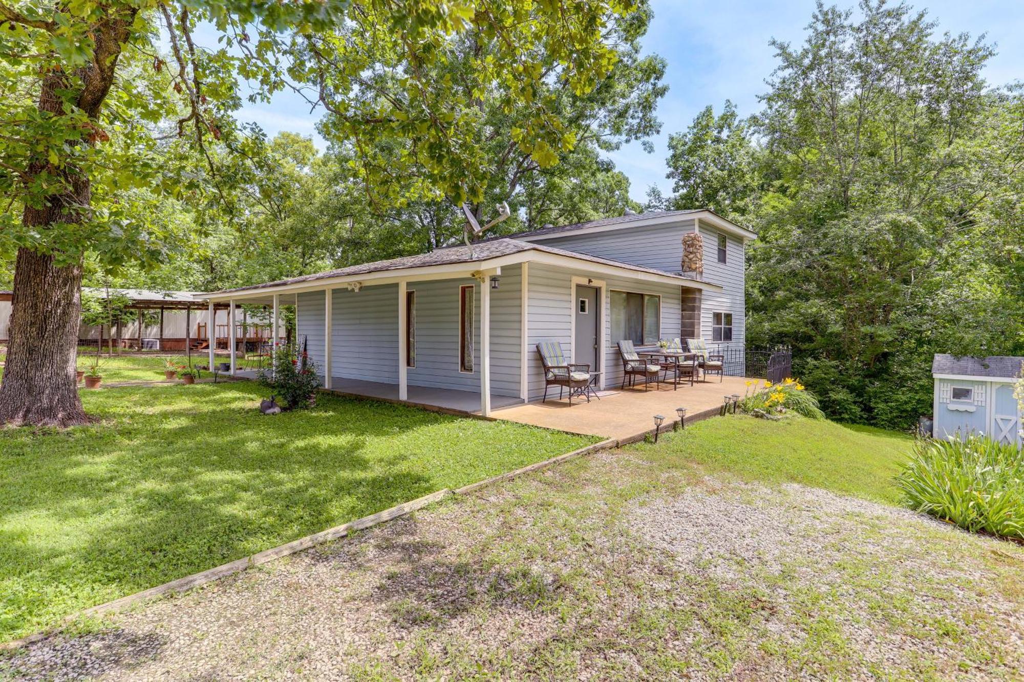 The Lakehouse Lovely Wappapello Country Home! Exterior photo